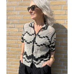 J by J 38030 Cardigan Black